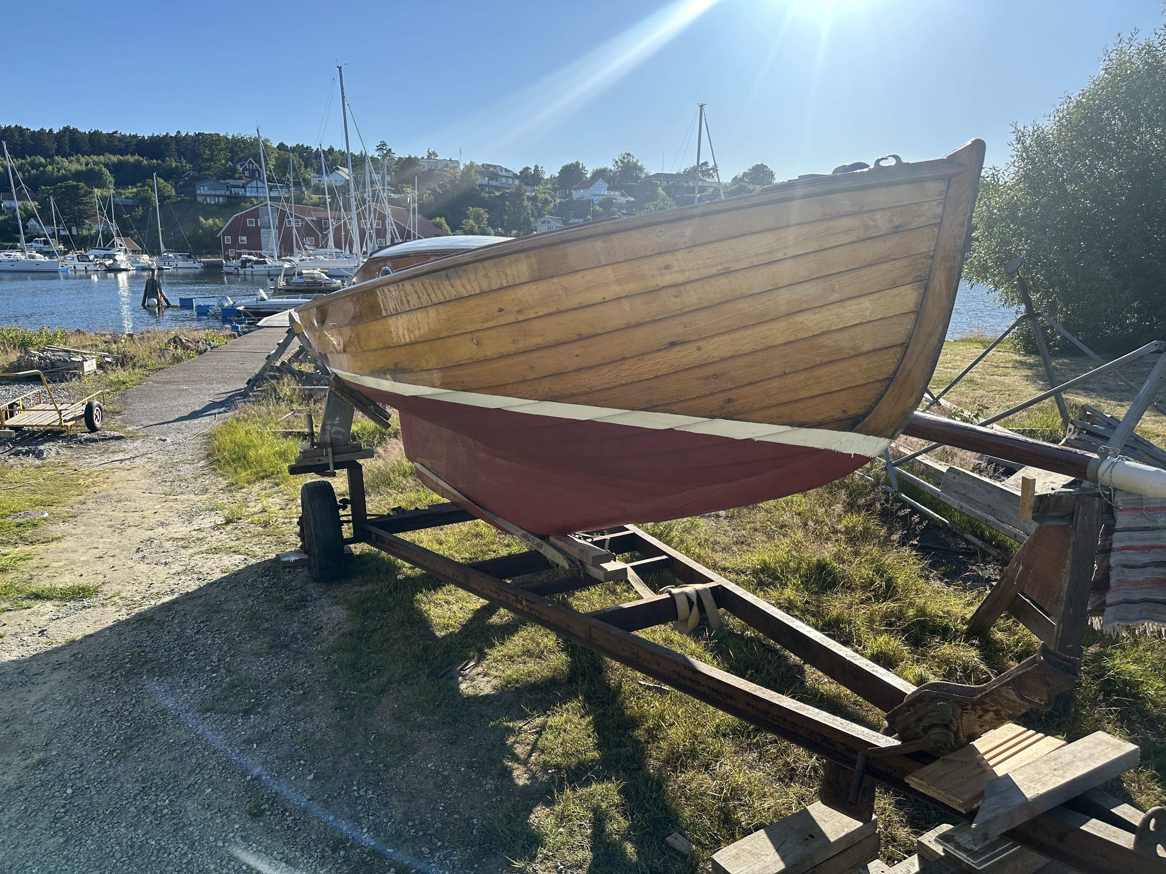 Josefin till träbåtsfestivalen i Skärhamn